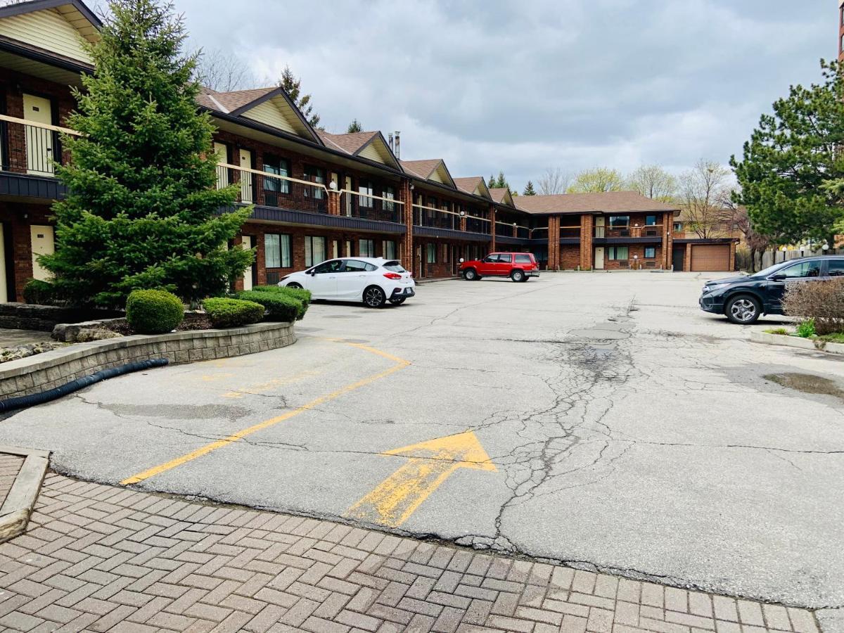 Green Acres Motel Mississauga Bagian luar foto